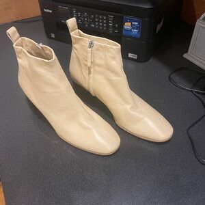 Everlane Leather Cream Ankle Boots